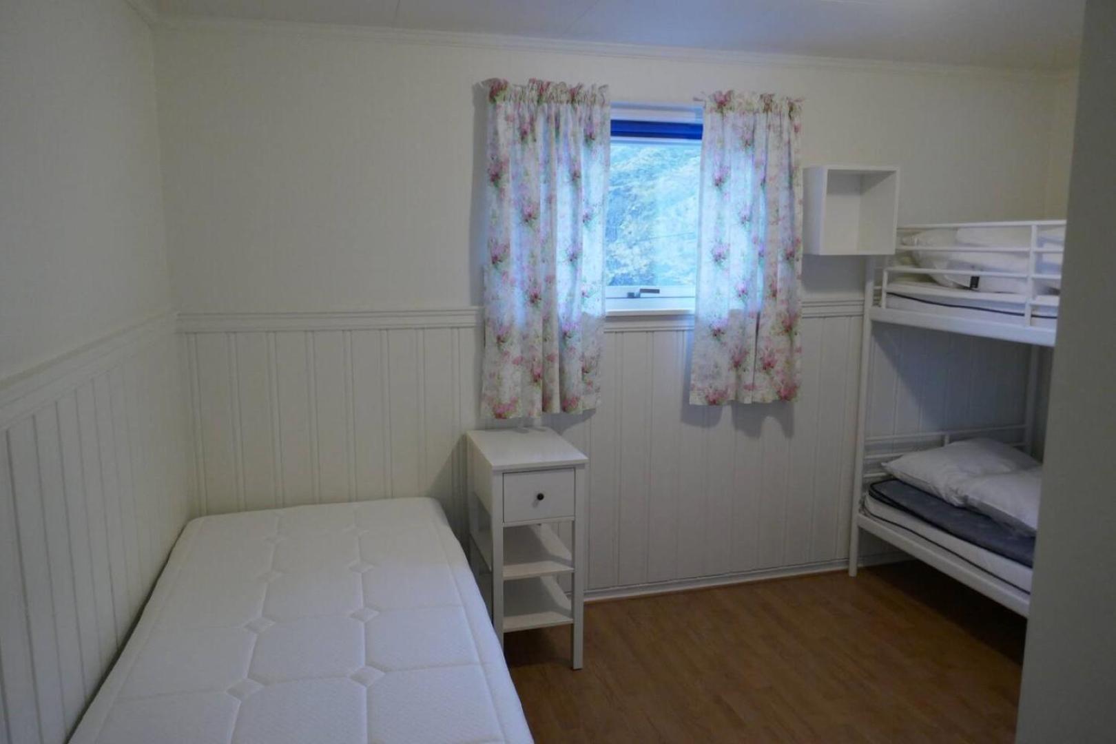 Seafront Holiday Home Close To Reine, Lofoten Sund  Экстерьер фото